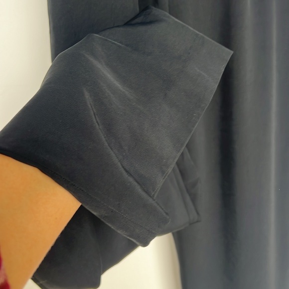 The Japanese GoWeave Essential
NWOT
Jumpsuit sleeveless black size 6 wide leg - Picture 7 of 12